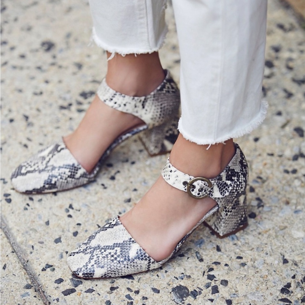 Free People Bardot pink snake heel size 37